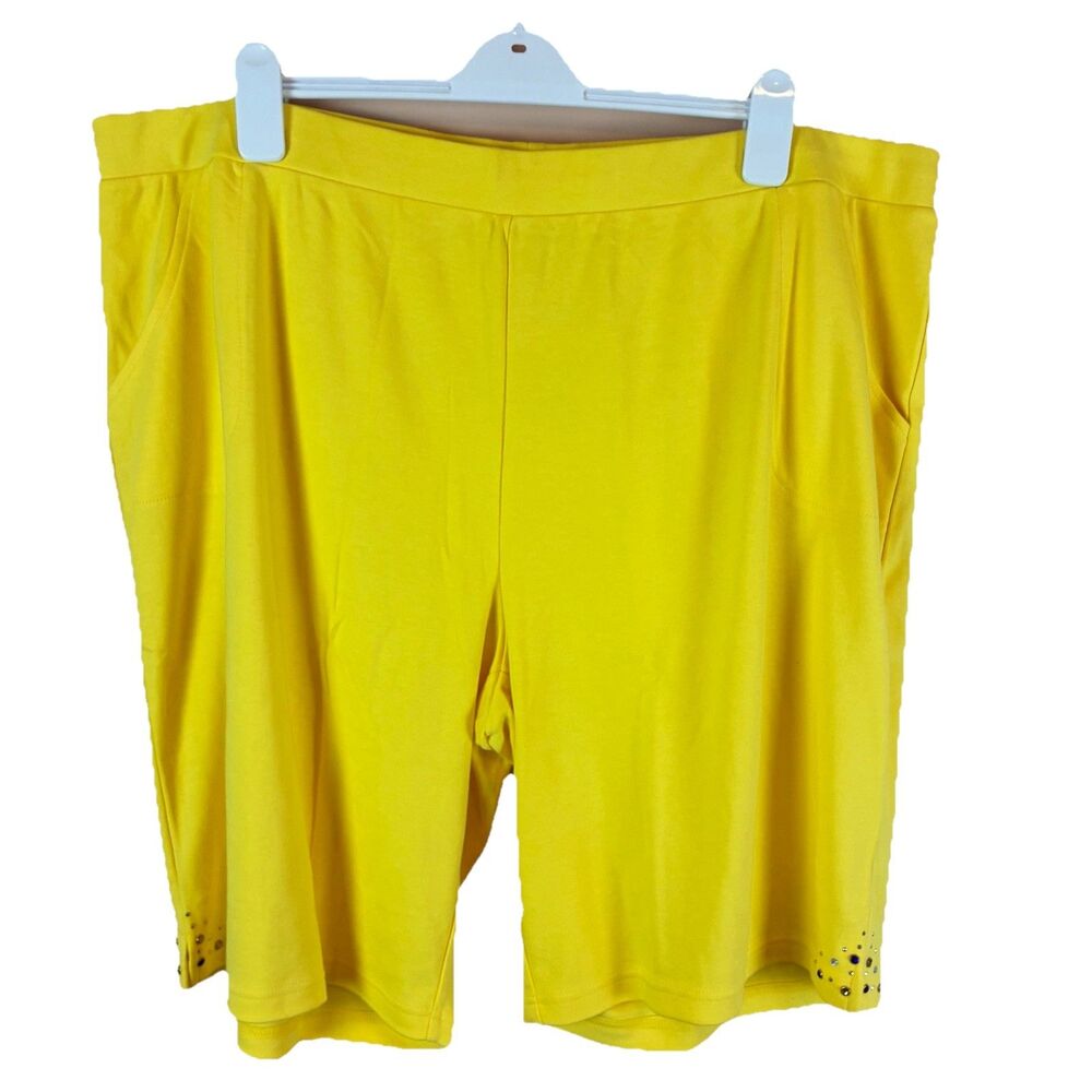 Quacker Factory Women’s Yellow Pull Shorts Sequin Detail Size 3X